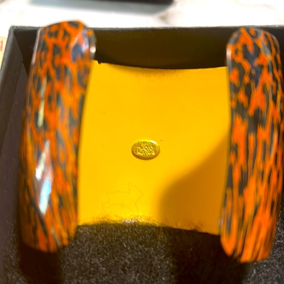Joan Rivers Leopard cuff - Picture 6 of 6